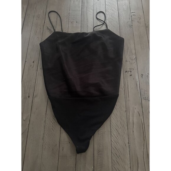 NWT Alice + Olivia Harmon Satin Cowl Sleeveless Bodysuit Black Size Small - Picture 3 of 6